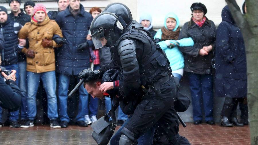 Violencia policial en Bielorrusia