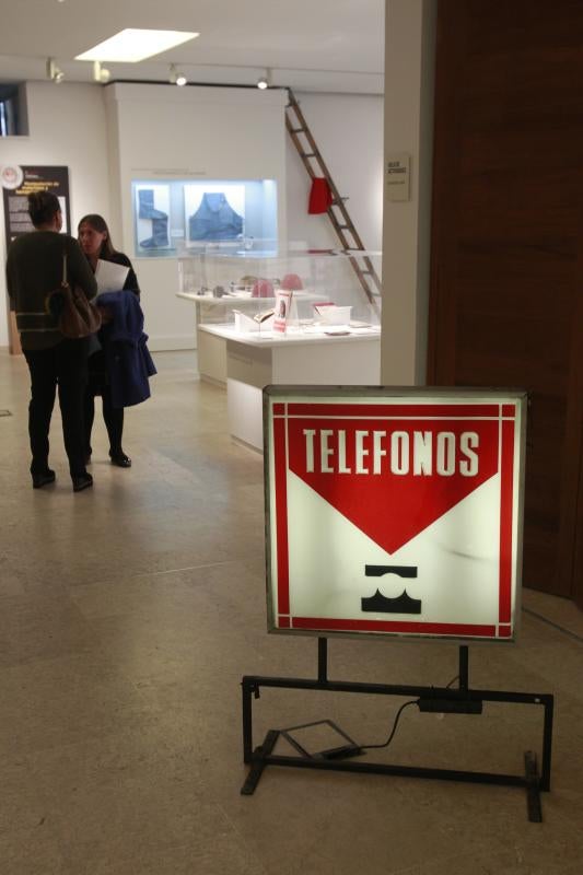 Exposición En línea con la seguridad en Oviedo