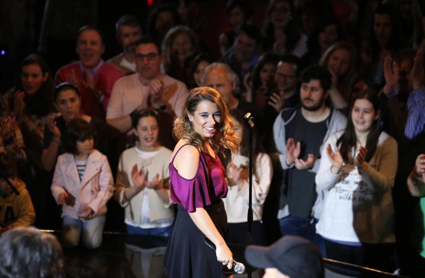Paula Rojo graba un videoclip en Oviedo y Llanera