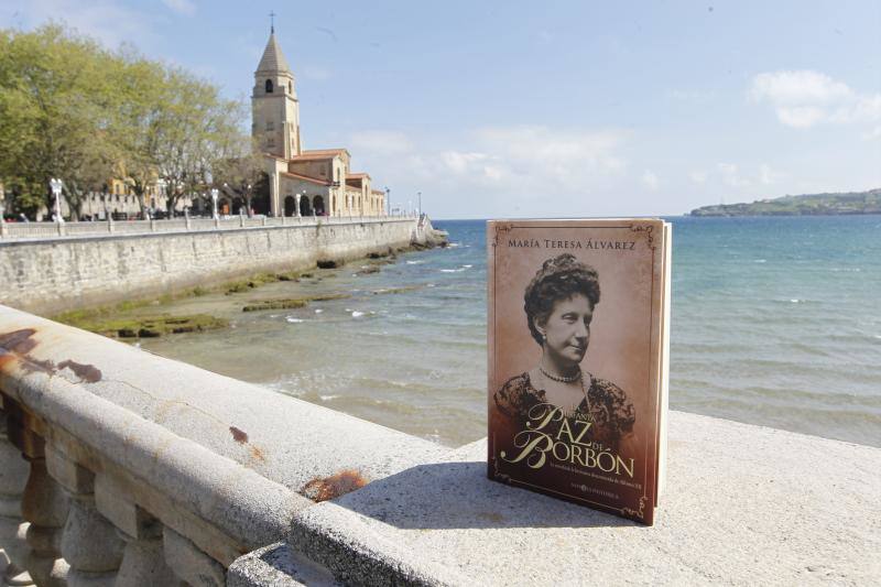 Libros en la calle en Gijón