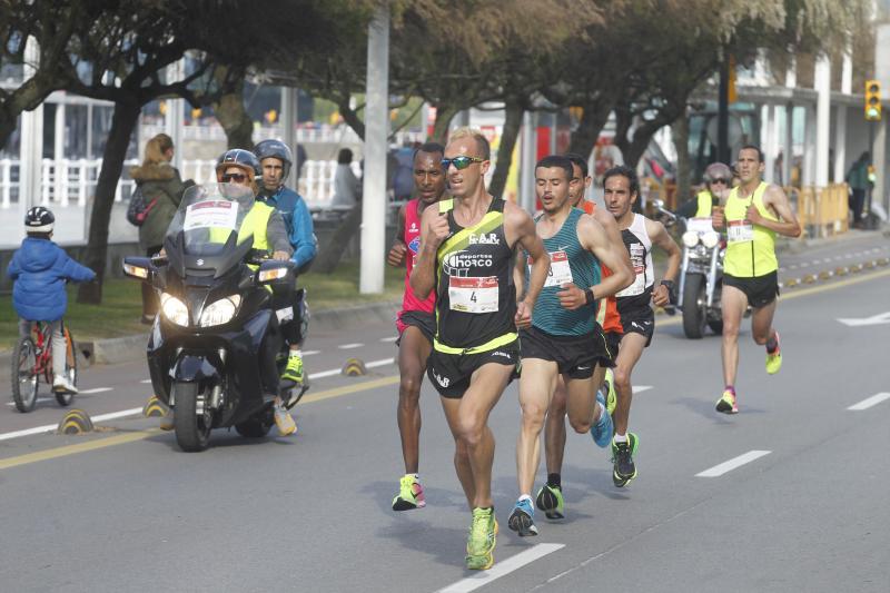 ¿Estuviste en el Medio Maratón de Gijón? ¡Búscate!