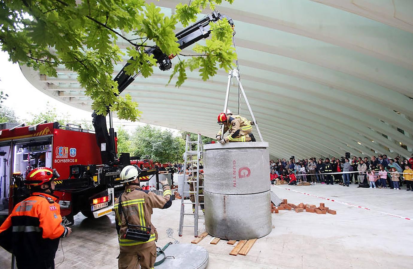 Bomberos de todo el mundo se reúnen en Oviedo