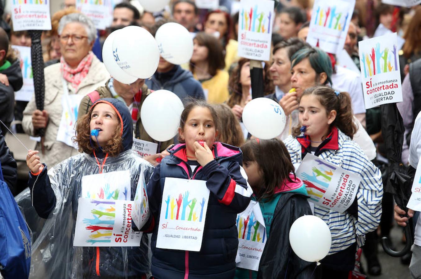 Manifestación de la enseñanza concertada de Asturias