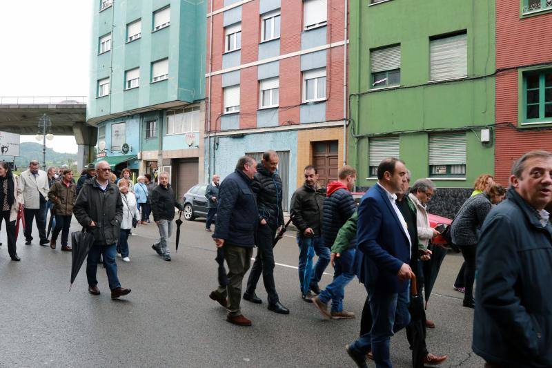 Cientos de personas reclaman en Langreo la culminación del soterramiento ferroviario