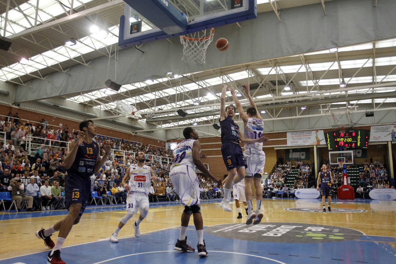 Unión Financiera 74-68 Palencia