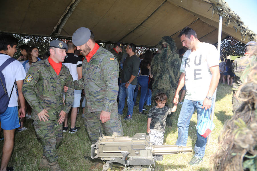Jornada de puertas abiertas en el Regimiento Príncipe