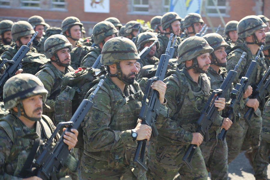 Jornada de puertas abiertas en el Regimiento Príncipe