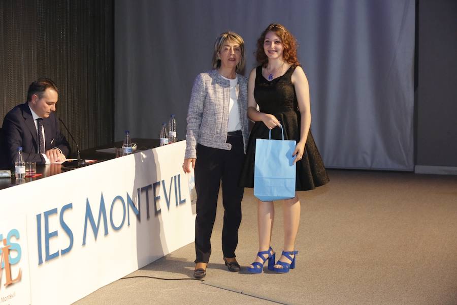 Despedida de los bachilleres del Montevil