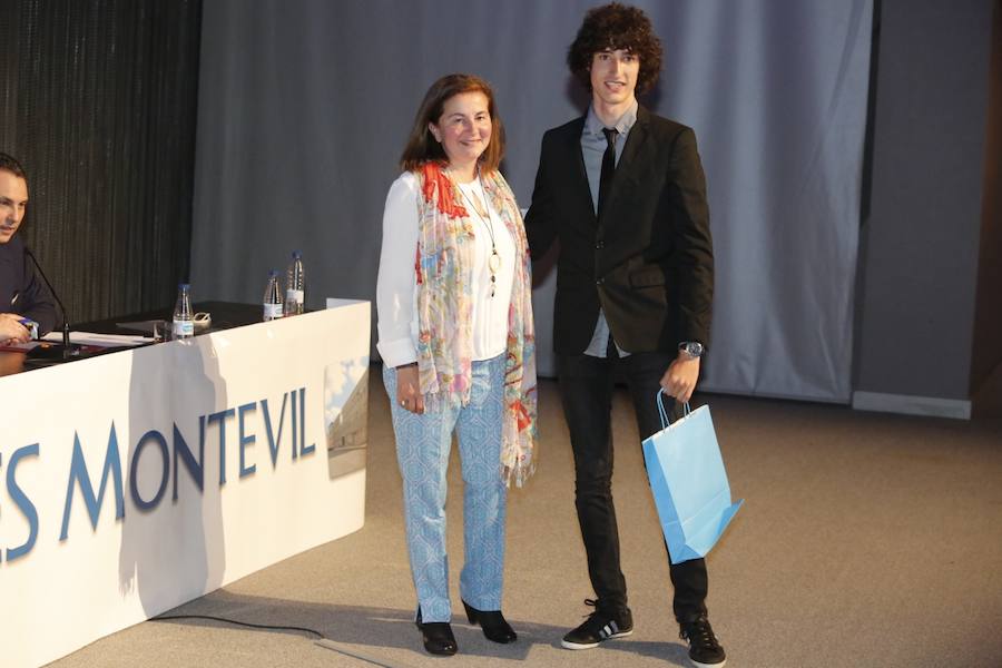 Despedida de los bachilleres del Montevil