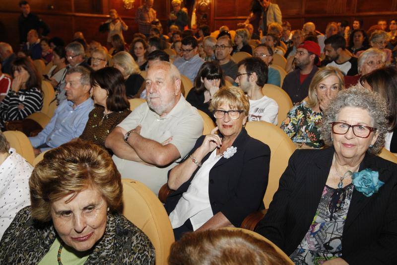 Jaime de Armiñán recibe la ovación del Jovellanos en el estreno de &#039;14, Fabian Road&#039;