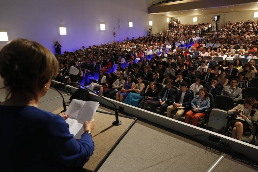 Graduación de los estudiantes del IES Jovellanos