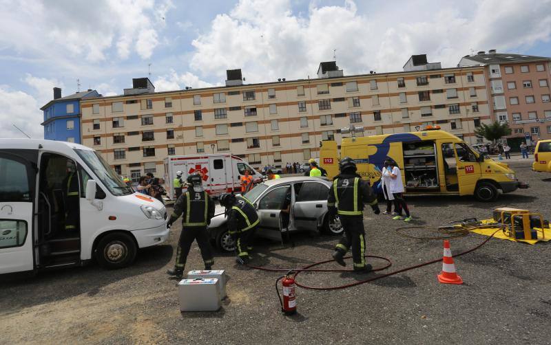 Simulacro de accidente con víctimas en Vegadeo