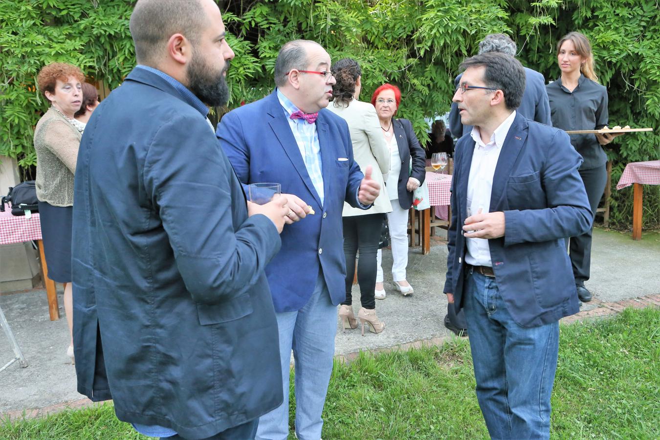 Yantar recibe la Guisandera de Oro. El Club de las Guisanderas premia a Yantar en Valdesoto