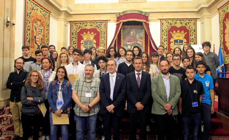 Premios nacionales de la &#039;Incubadora de Sondeos&#039;