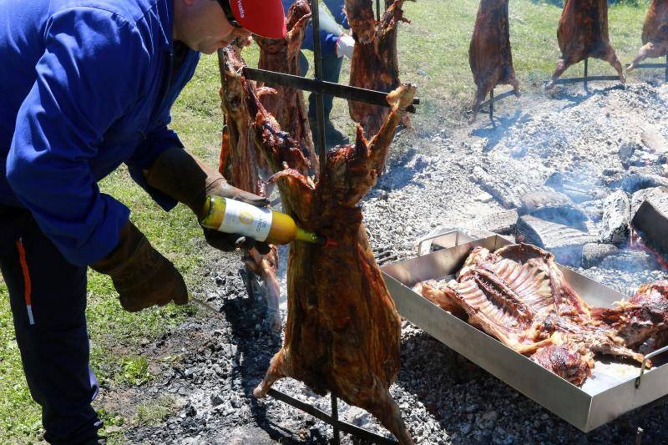 Fiesta del Corderu en Llagüezos