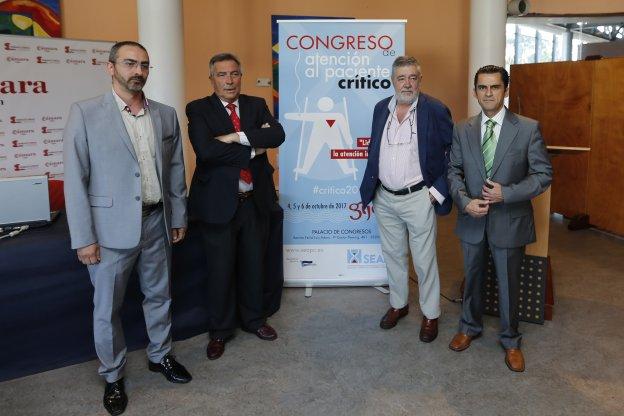 Jonatan Gutiérrez, Álvaro Muñiz, Juan Figaredo y Juan Manuel Sánchez, en la presentación del congreso. :: DAMIÁN ARIENZA