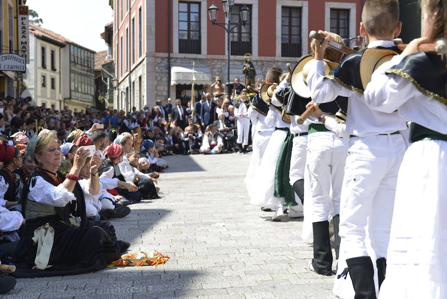 Multitudinaria fiesta de San Roque en Llanes