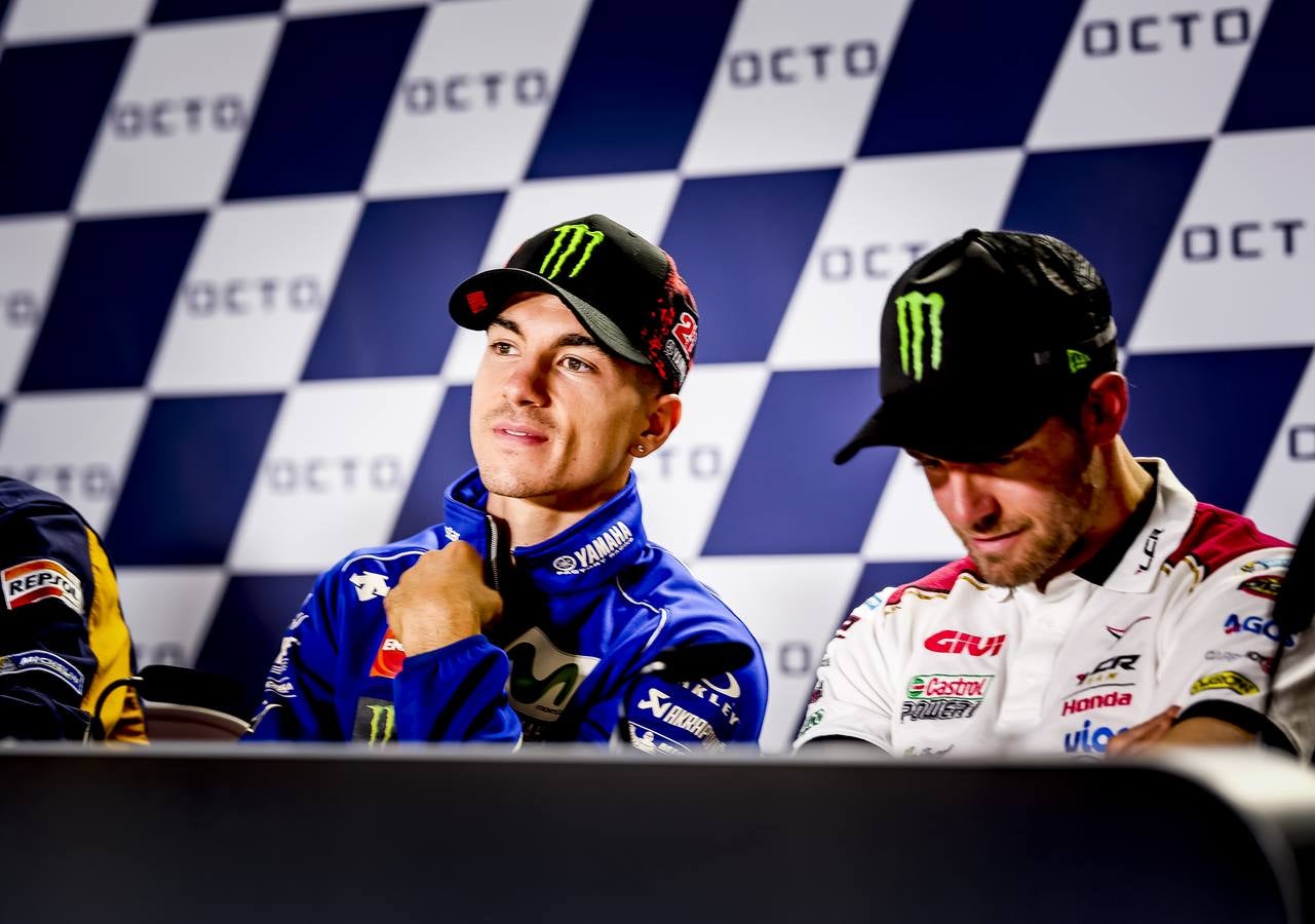 Maverick Viñales, sonriente en la rueda de prensa.