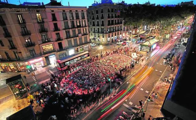 Homenaje en Barcelona a las víctimas del atentado.