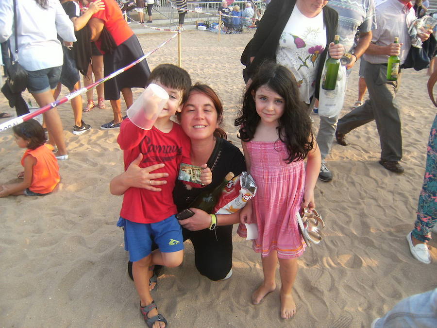 ¿Estuviste en el récord de escanciado simultáneo de 2017? ¡Búscate! (5)