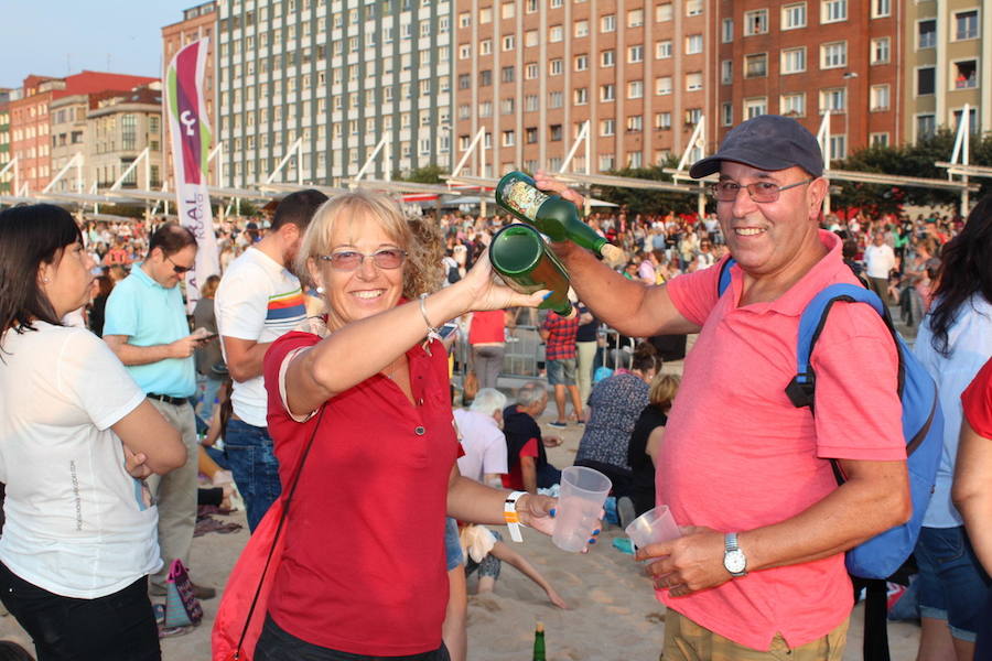 ¿Estuviste en el récord de escanciado simultáneo de 2017? ¡Búscate! (4)