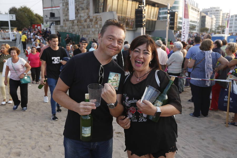 ¿Estuviste en el récord de escanciado simultáneo de 2017? ¡Búscate! (6)