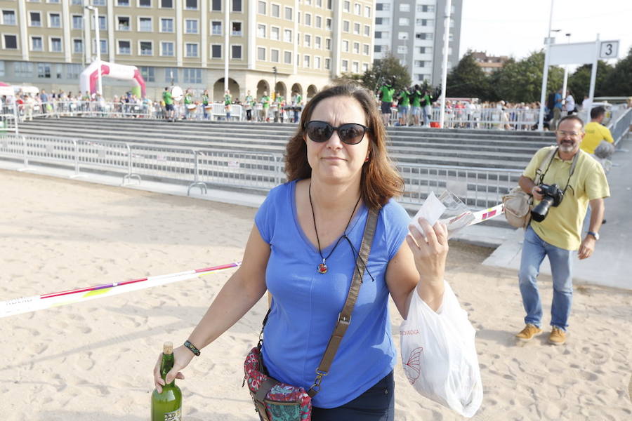 ¿Estuviste en el récord de escanciado simultáneo de 2017? ¡Búscate! (7)