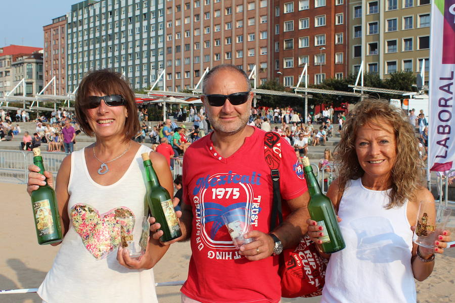 ¿Estuviste en el récord de escanciado simultáneo de 2017? ¡Búscate! (3)