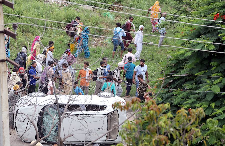 Los miles de seguidores del polémico gurú indio Rahim Singh desataron el caos en el norte del país tras conocer hoy la condena por violación a su líder espiritual, protagonizando unos disturbios que se han saldado con una treintena de muertos, 250 heridos y un millar de detenidos.