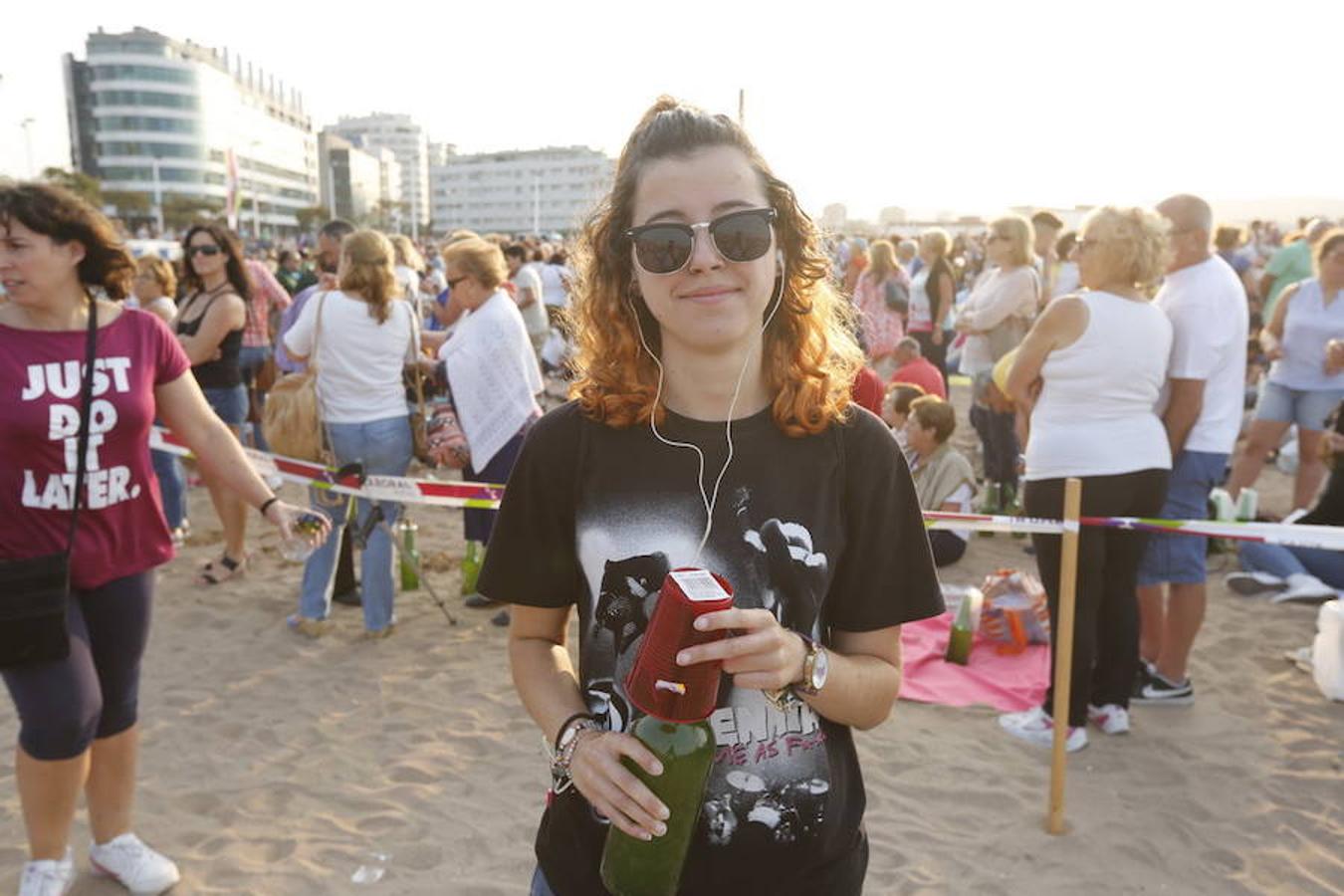 ¿Estuviste en el récord de escanciado simultáneo de 2017? ¡Búscate! (9)