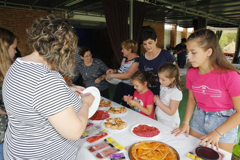 Fiesta en Poreñu, Pueblo Ejemplar de Asturias 2017