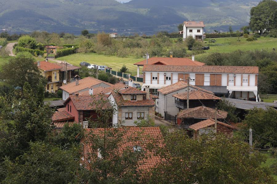 Fiesta en Poreñu, Pueblo Ejemplar de Asturias 2017