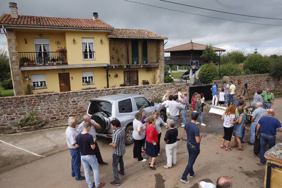 Fiesta en Poreñu, Pueblo Ejemplar de Asturias 2017