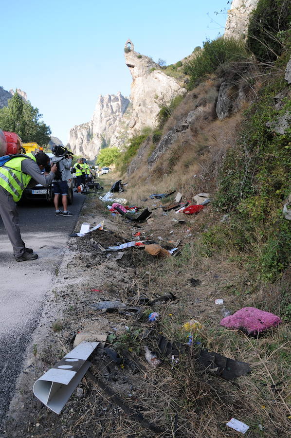 Las víctimas son de origen francés. El suceso ha ocurrido en la N-1 al colisionar su coche con un camión