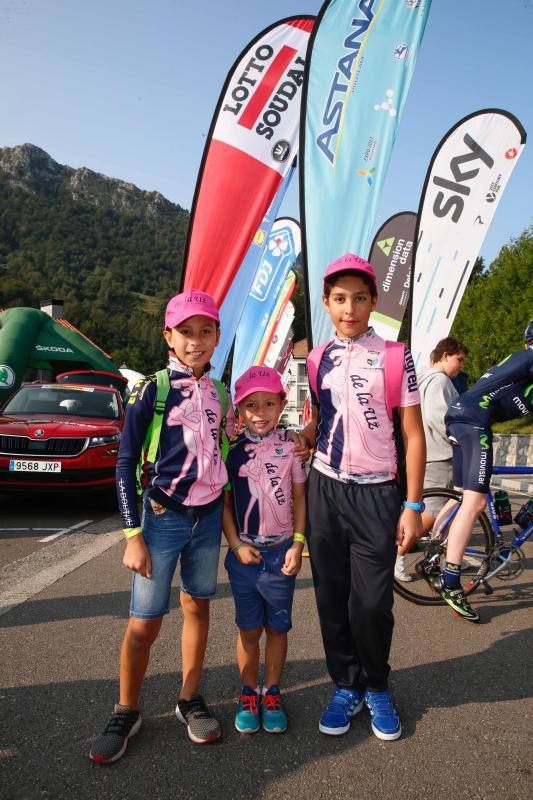 ¿Estuviste en la llegada de La Vuelta a Asturias? ¡Búscate! (V)