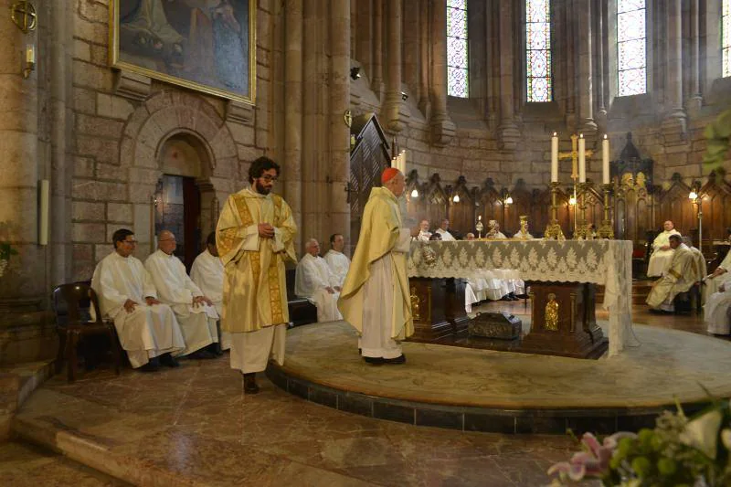 Asturias rinde honores a la Santina