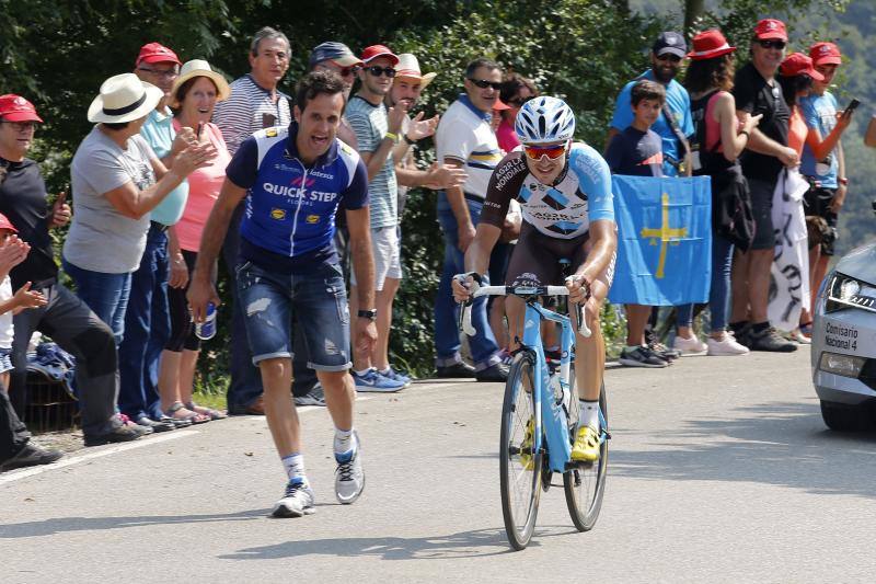Las mejores imágenes de la primera etapa de La Vuelta en Asturias