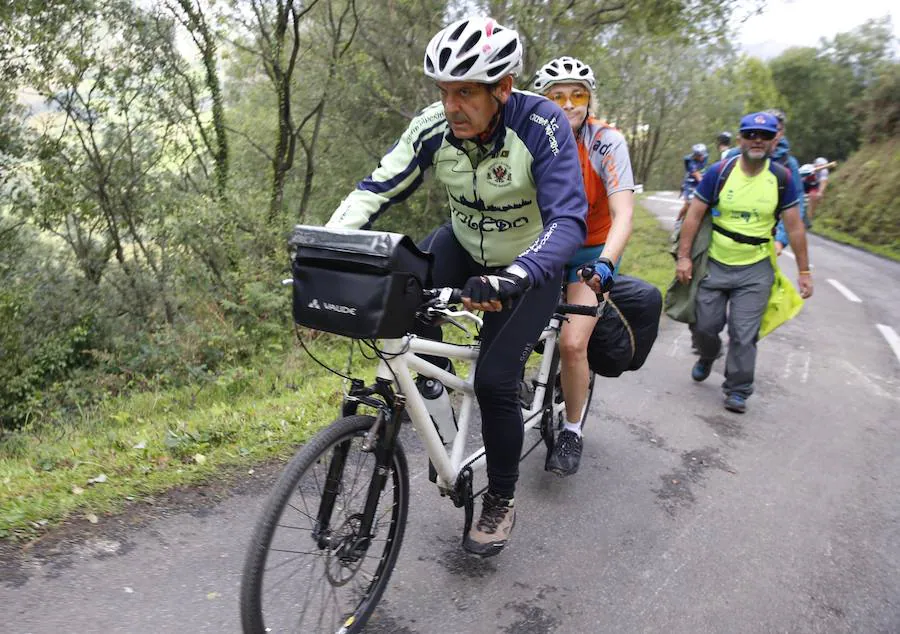 ¿Estuviste en la segunda etapa de la Vuelta en Asturias? ¡Búscate! (2)