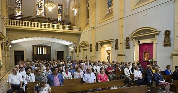 Misa celebrada en la Inmaculada para celebrar a San Ignacio. 