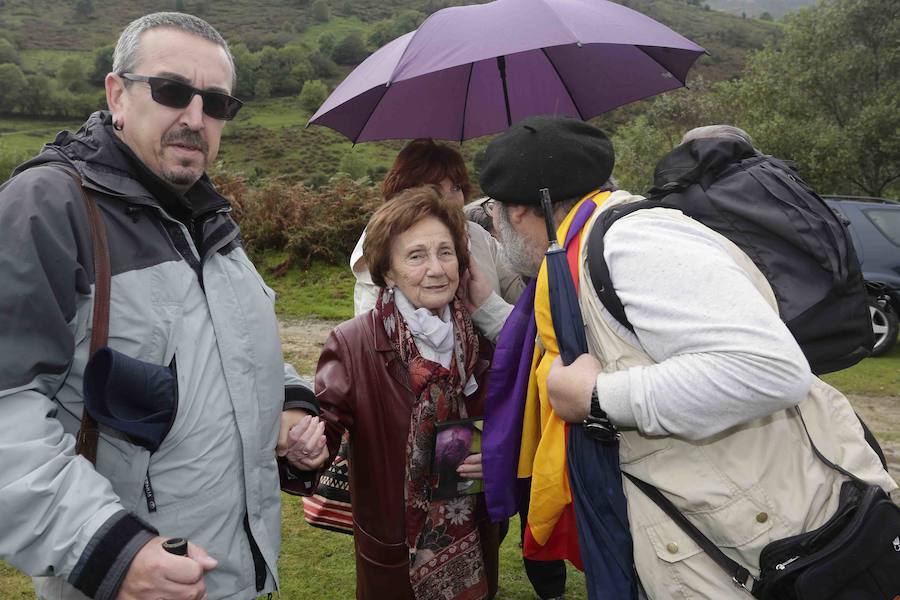 Homenaje republicano en El Mazucu, en Llanes