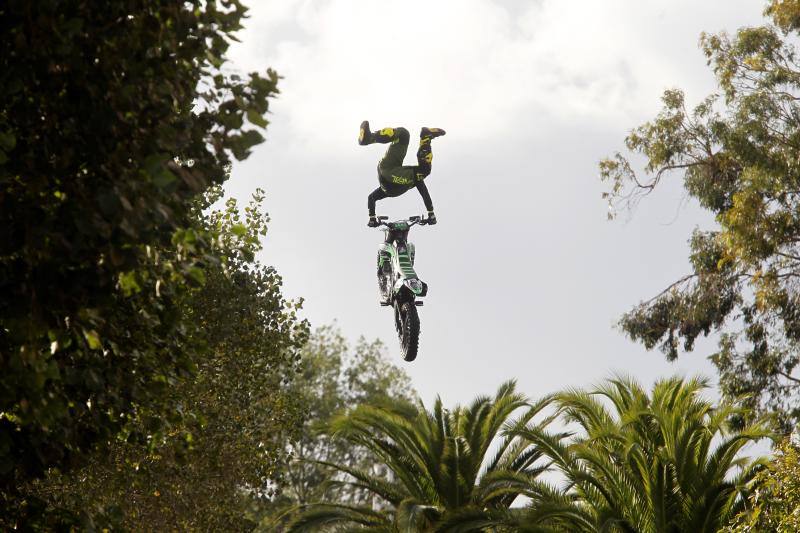 Freestyle para la segunda jornada del Motoweekend en Gijón