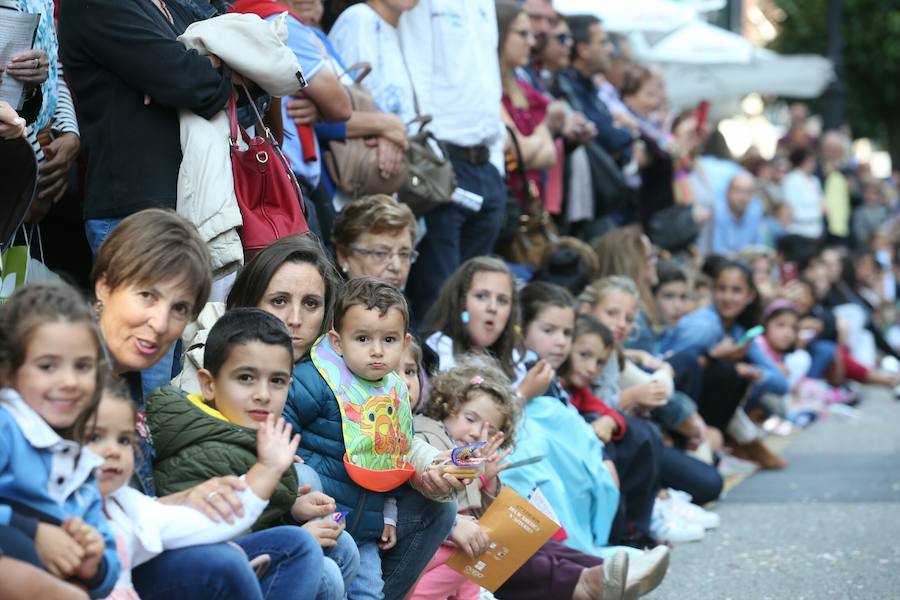 Desfile del Día de América en Asturias