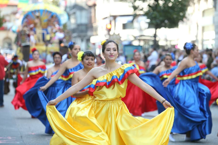 Desfile del Día de América en Asturias