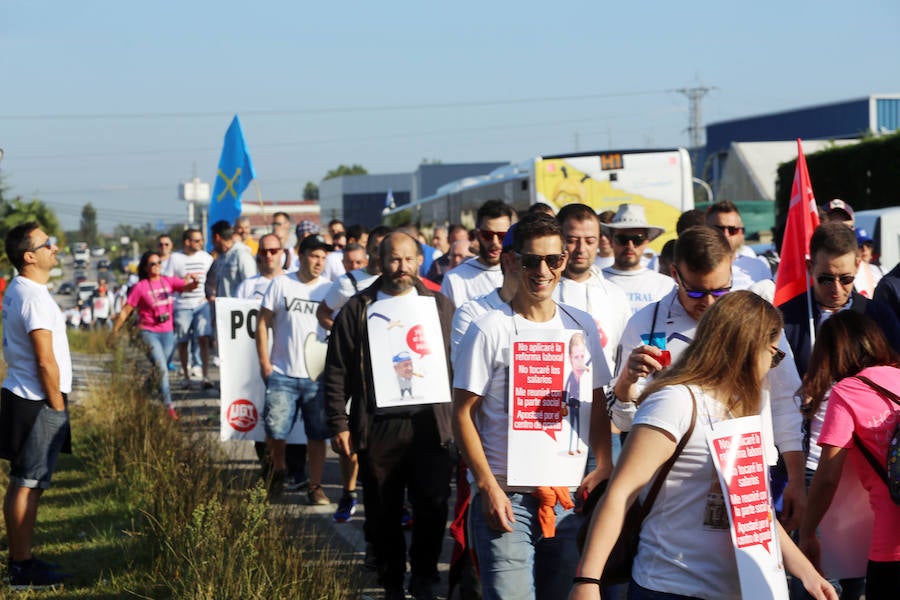 Marcha de los trabajadores de CAPSA hasta Oviedo