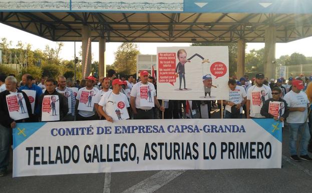 Marcha de los trabajadores de CAPSA hasta Oviedo