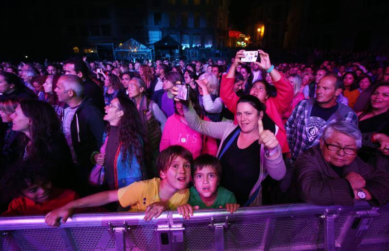 ¿Estuviste en el concierto de Chambao en San Mateo? ¡Búscate!