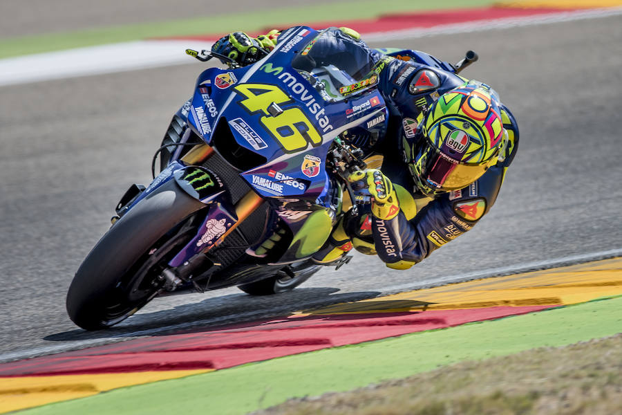 Maverick Viñales firmó la pole en MotoGP, Miguel Oliveira fue el más rápido en Moto2 y Jorge Martín marcó el paso en Moto3.