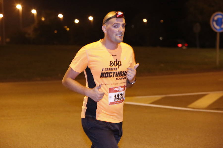 ¿Estuviste en la EdP Carrera Nocturna 10K de Gijón? ¡Búscate! (6)