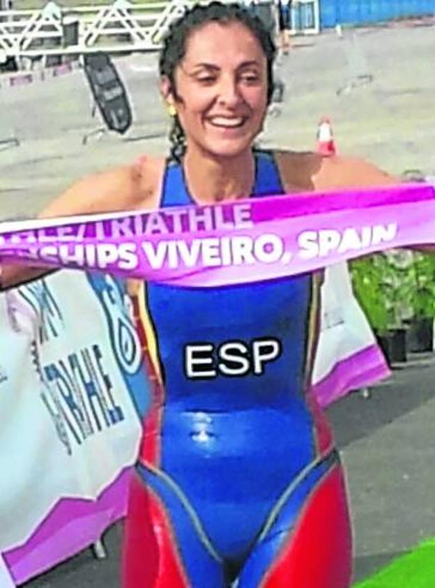 Natalia Santa Bárbara se proclama campeona. 