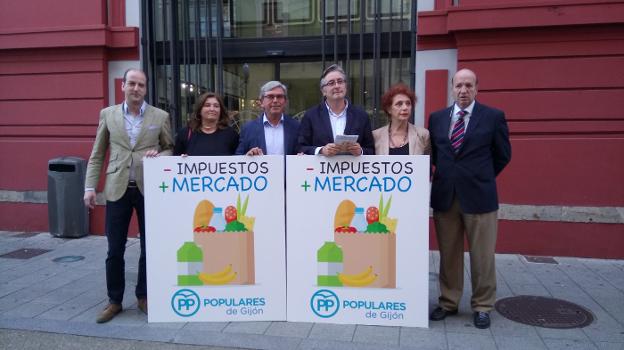 José Antonio Iglesias, Sofía Cosmen, Mariano Marín, Pablo González, Isabel Casielles y Manuel del Castillo. 